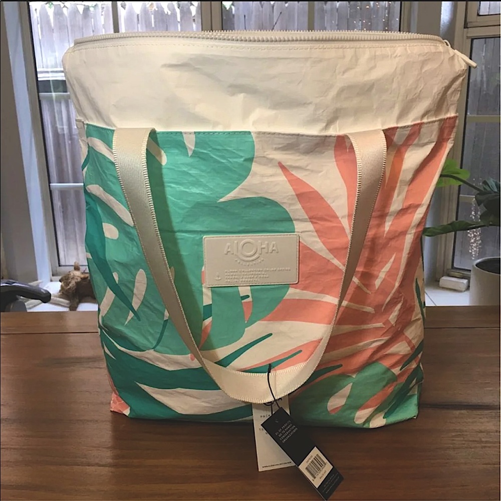 ALOHA Collection Day Tripper